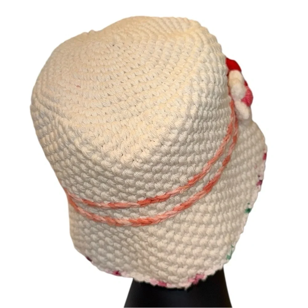 COTTAGECORE GRANNY CORE FLOWER HAT CROCHET / HANDMADE